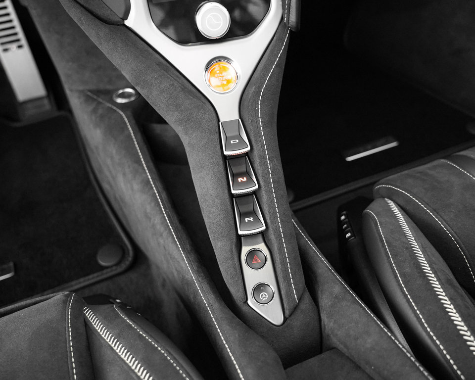 New 2027 McLaren 750S photo 26