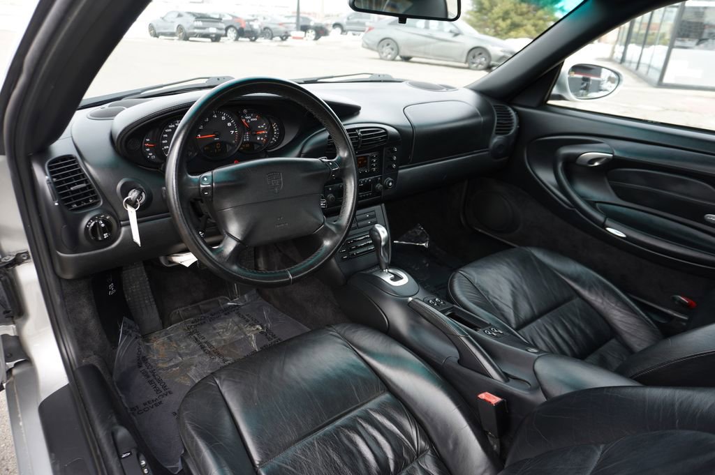 2001 Porsche 911 Carrera