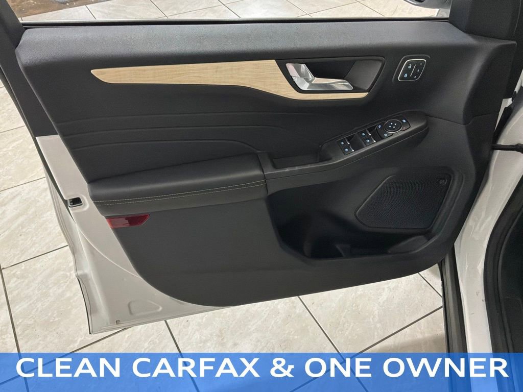 2021 Ford Escape Titanium