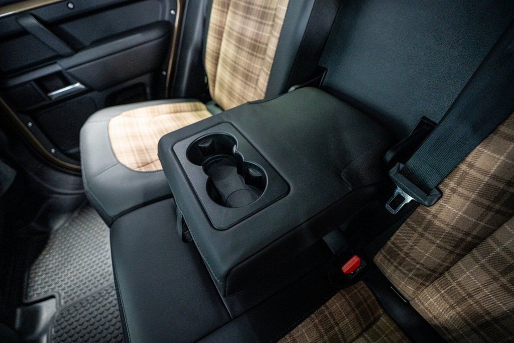 2025 Land Rover Defender 110 X