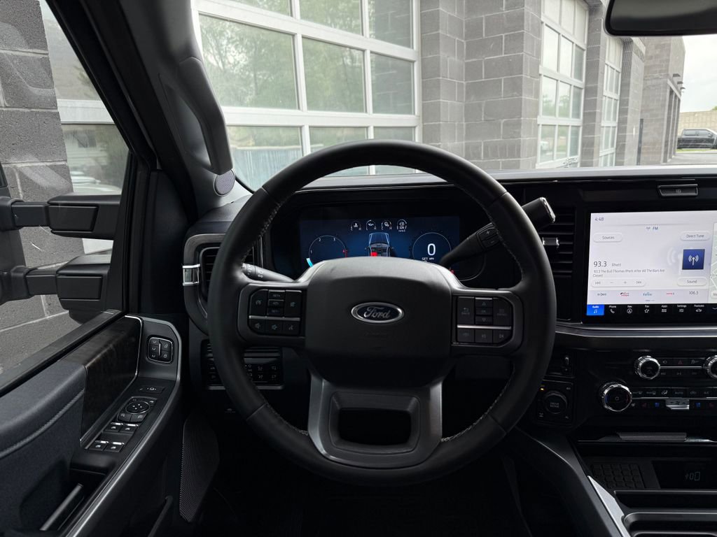 2025 Ford F350 Lariat