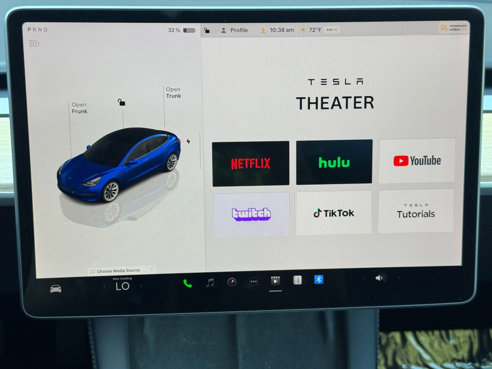 2023 Tesla Model 3 Standard Range