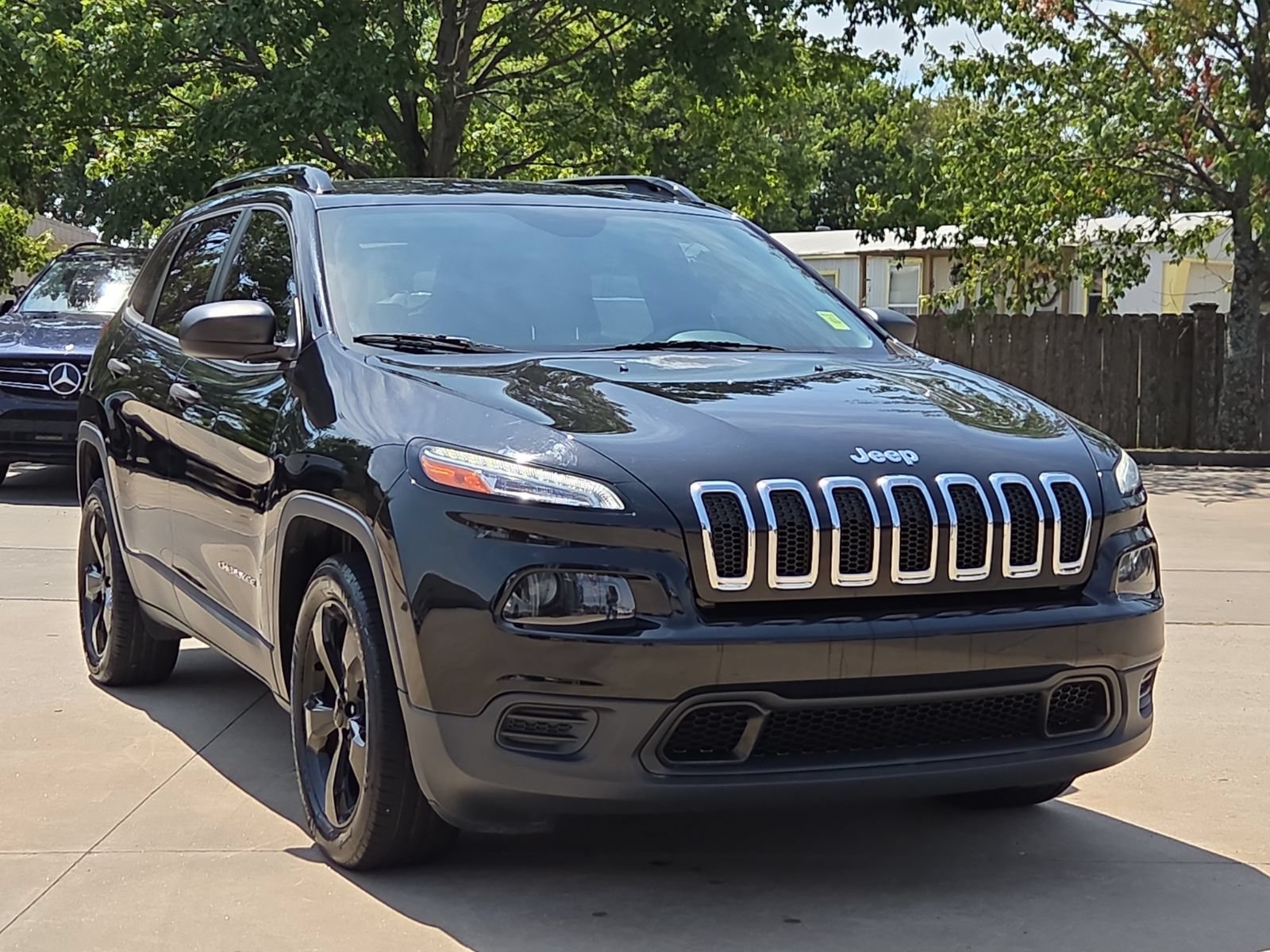 Used 2017 Jeep Cherokee Sport