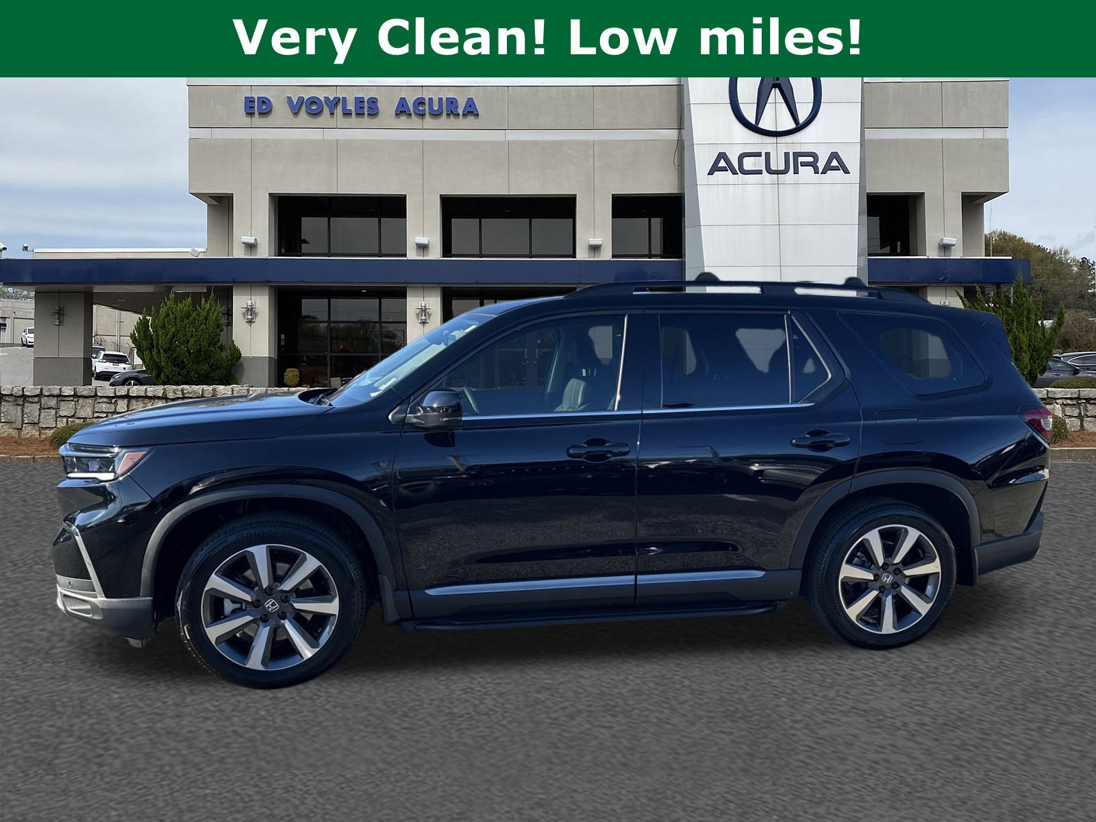 2025 Honda Pilot Touring