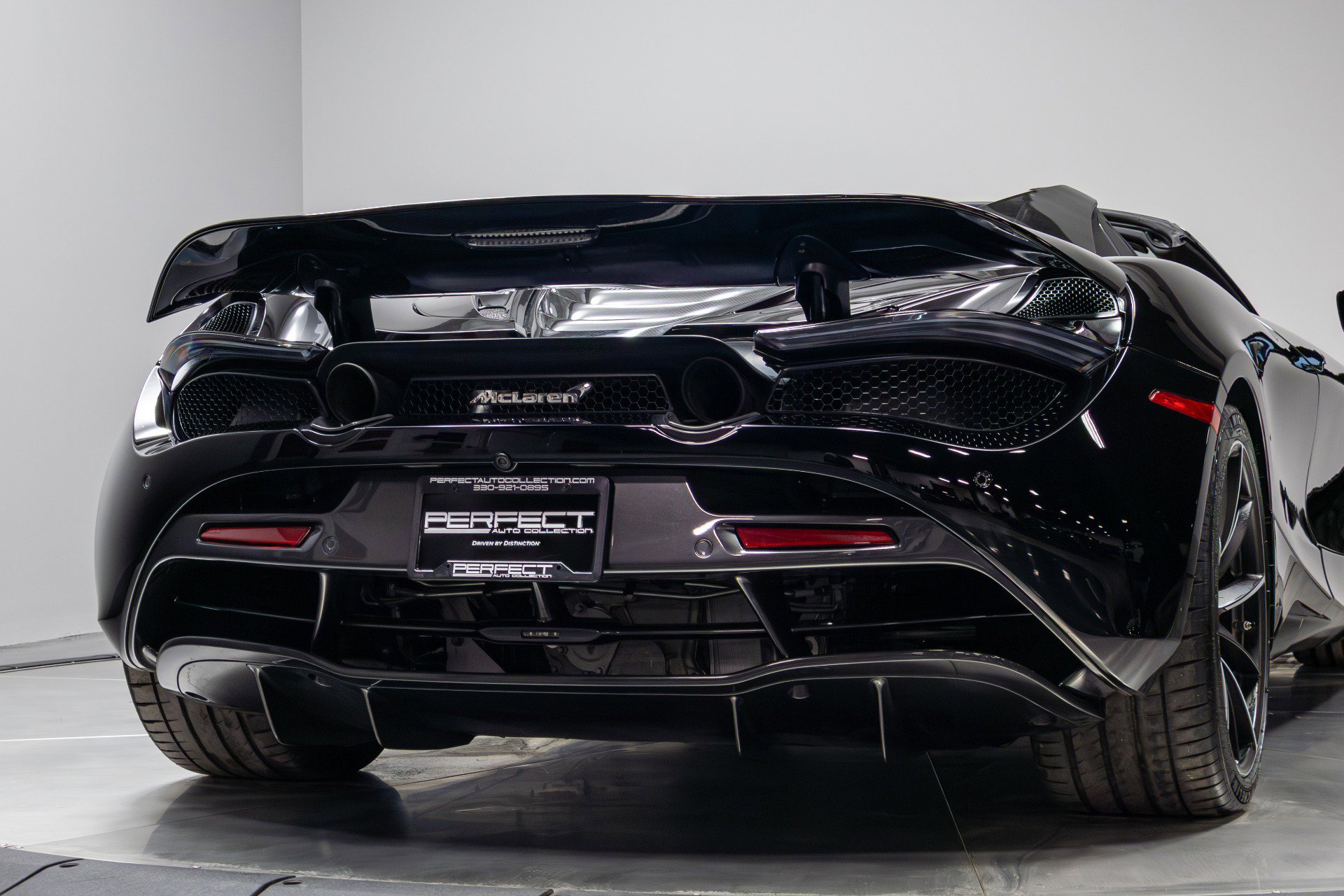 Used 2019 McLaren 720S Luxury photo 81