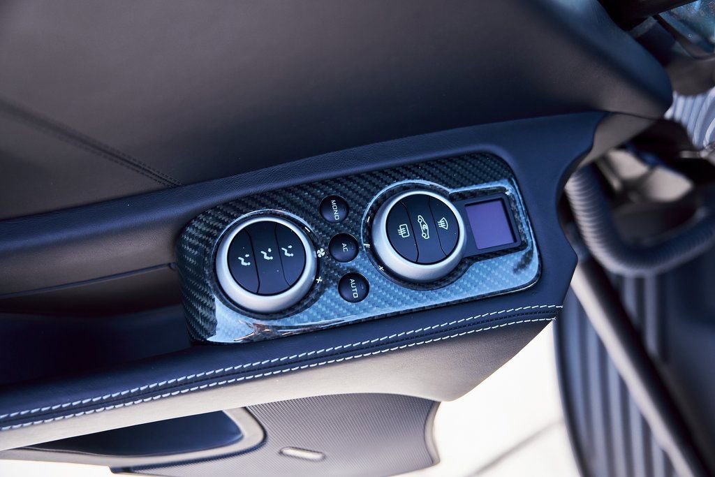 2012 McLaren MP4-12C Coupe