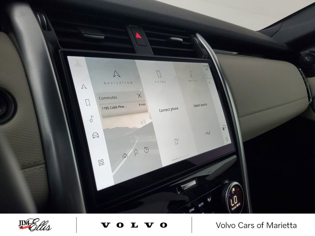 2023 Land Rover Discovery Metropolitan Edition