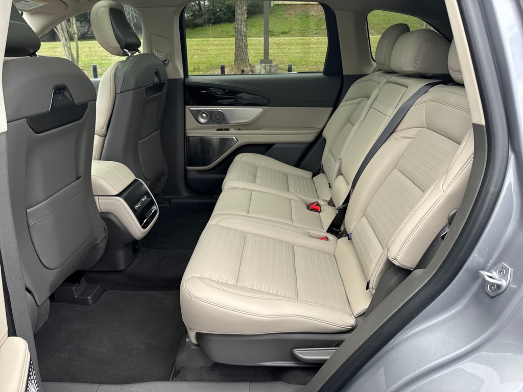 2025 Lincoln Nautilus Reserve