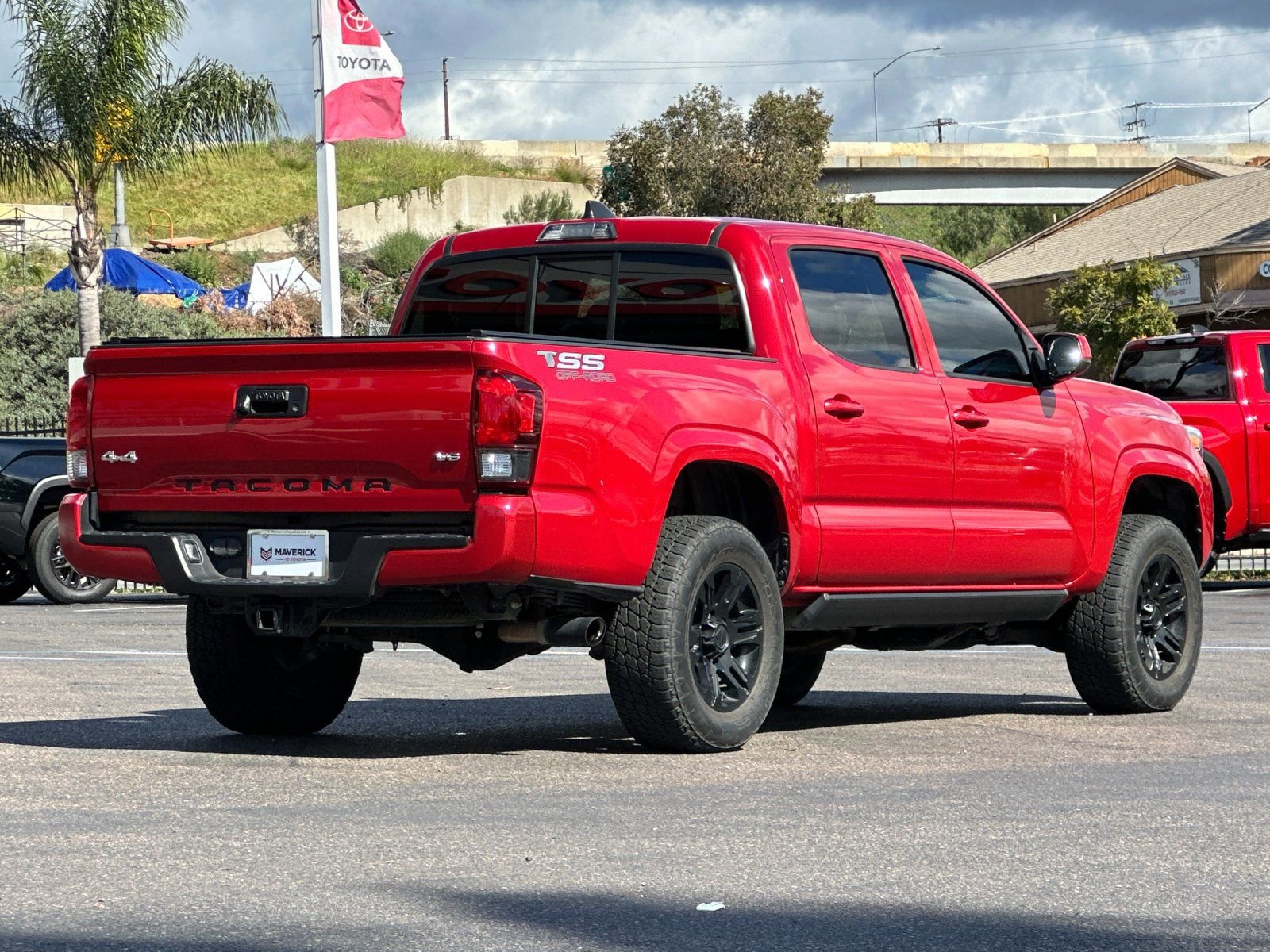 2022 Toyota Tacoma SR