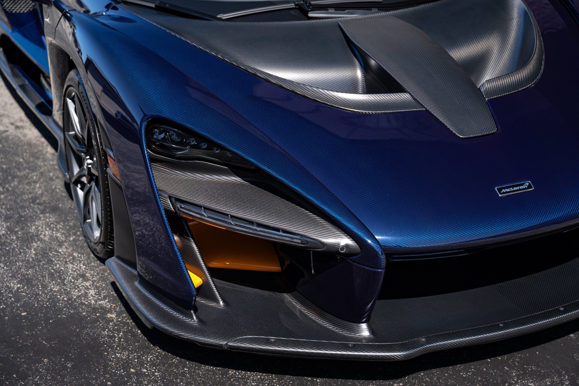 Used 2019 McLaren Senna photo 15