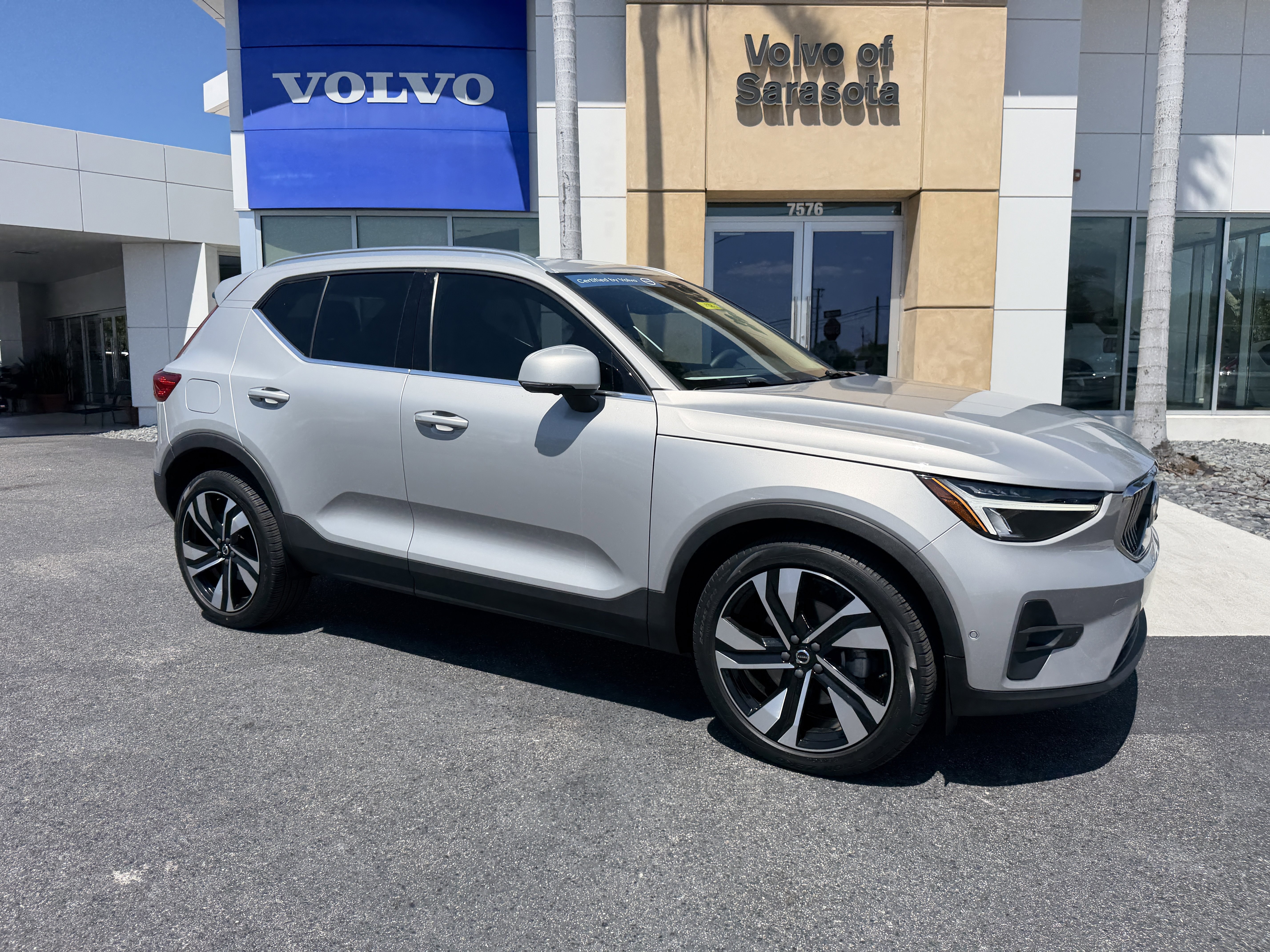 Certified 2023 Volvo XC40 B5 Plus w/ Driver Assist Package