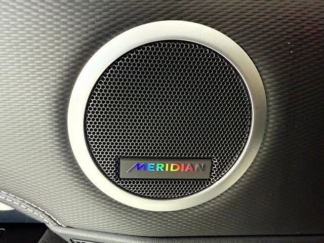 2025 Land Rover Discovery Dynamic SE