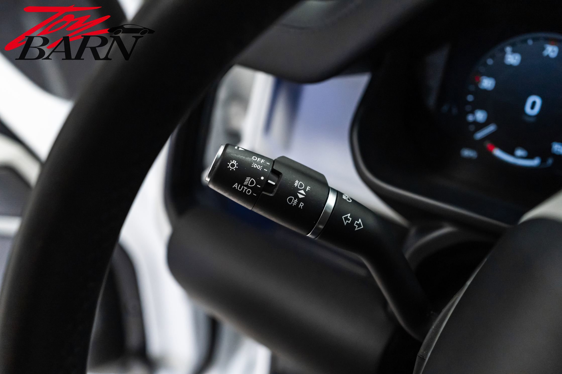 2024 Land Rover Defender 110 S