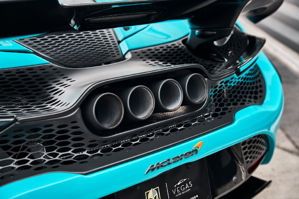 Used 2022 McLaren 765LT photo 15