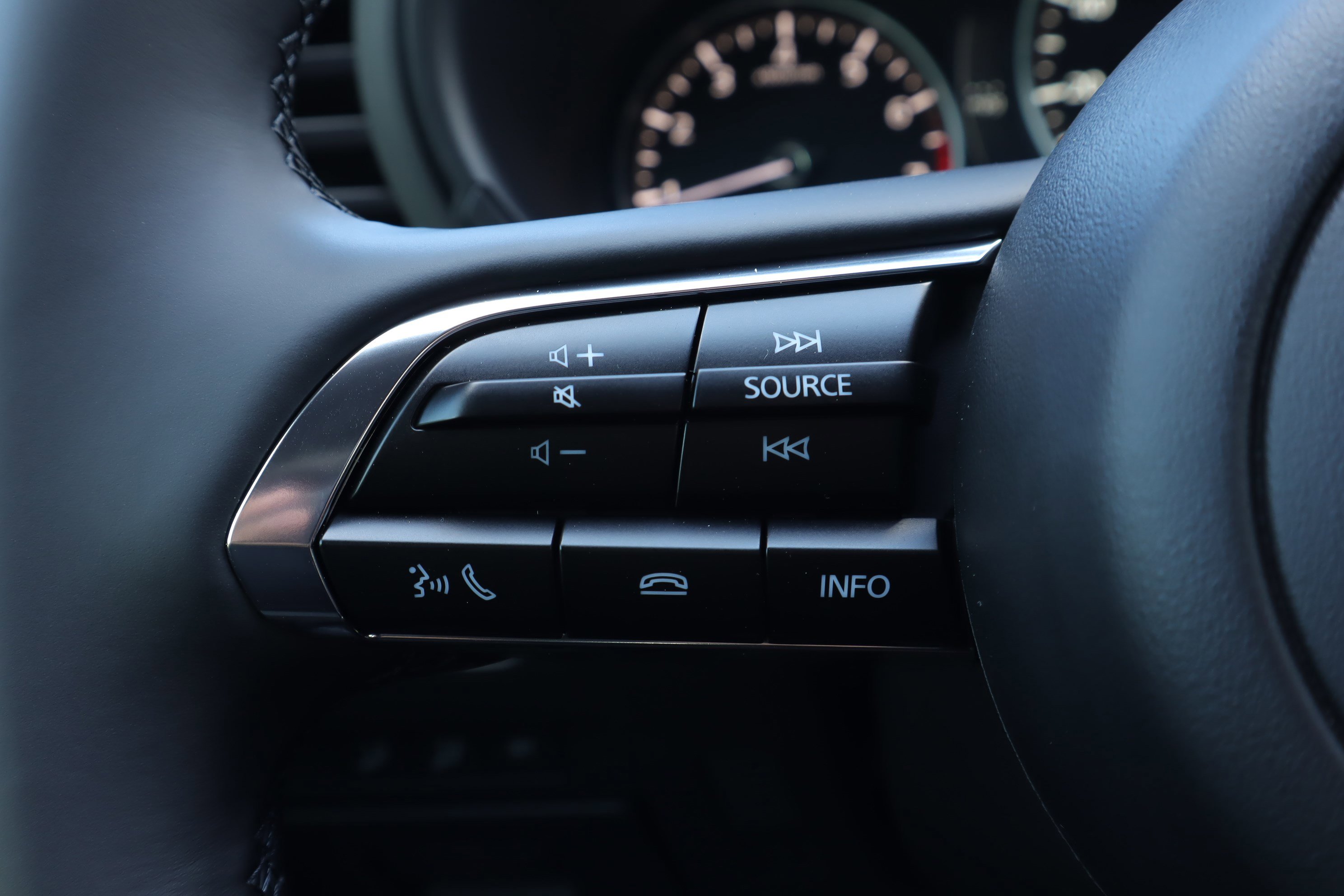 2026 MAZDA Mazda3 Carbon