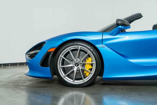 Used 2022 McLaren 720S Performance photo 13