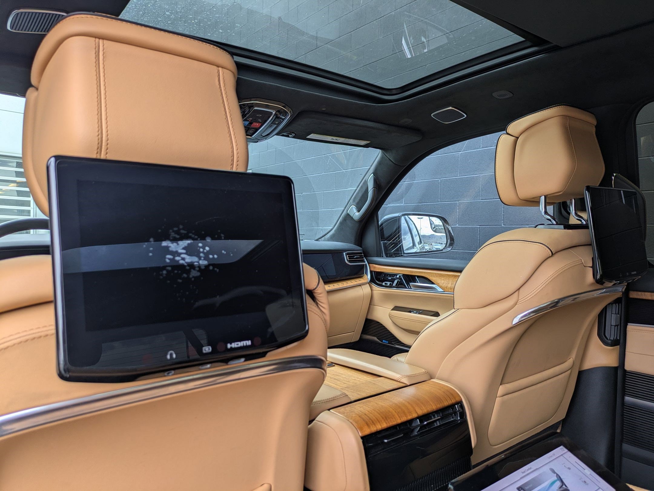 2023 Jeep Grand Wagoneer Series III