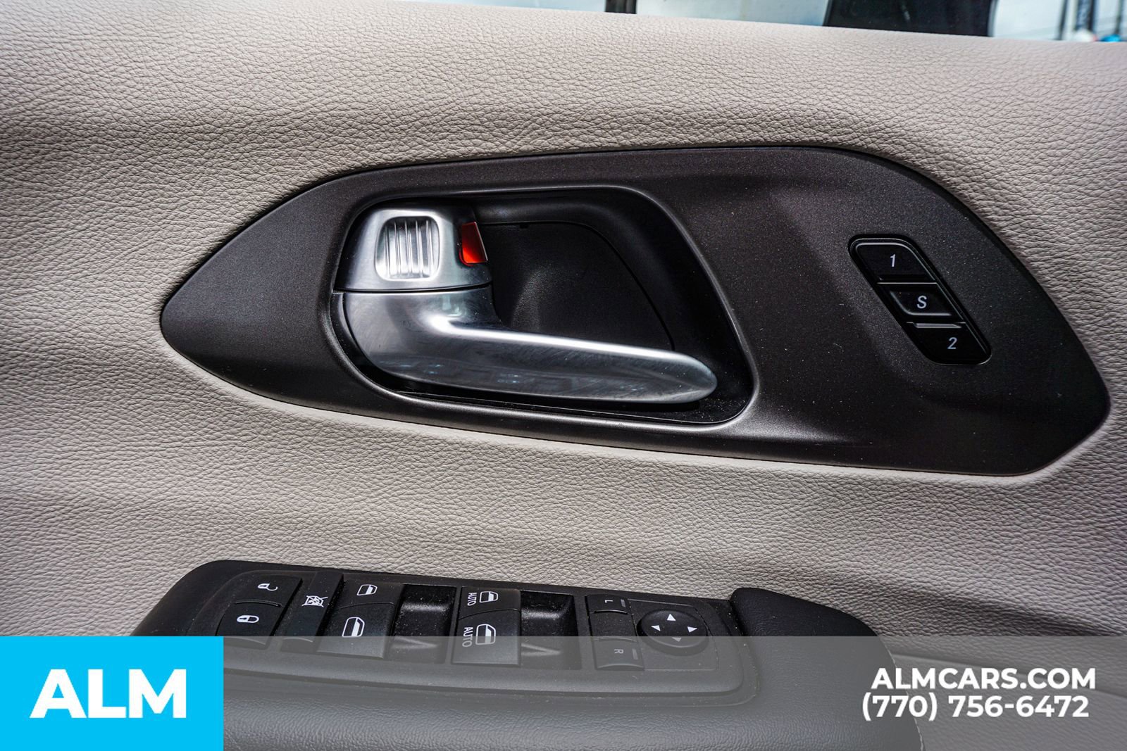 2024 Chrysler Pacifica Touring-L