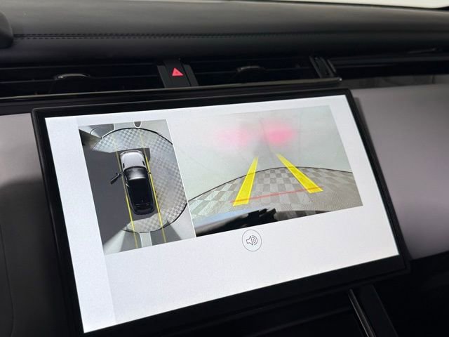 2026 Land Rover Range Rover Velar Dynamic SE