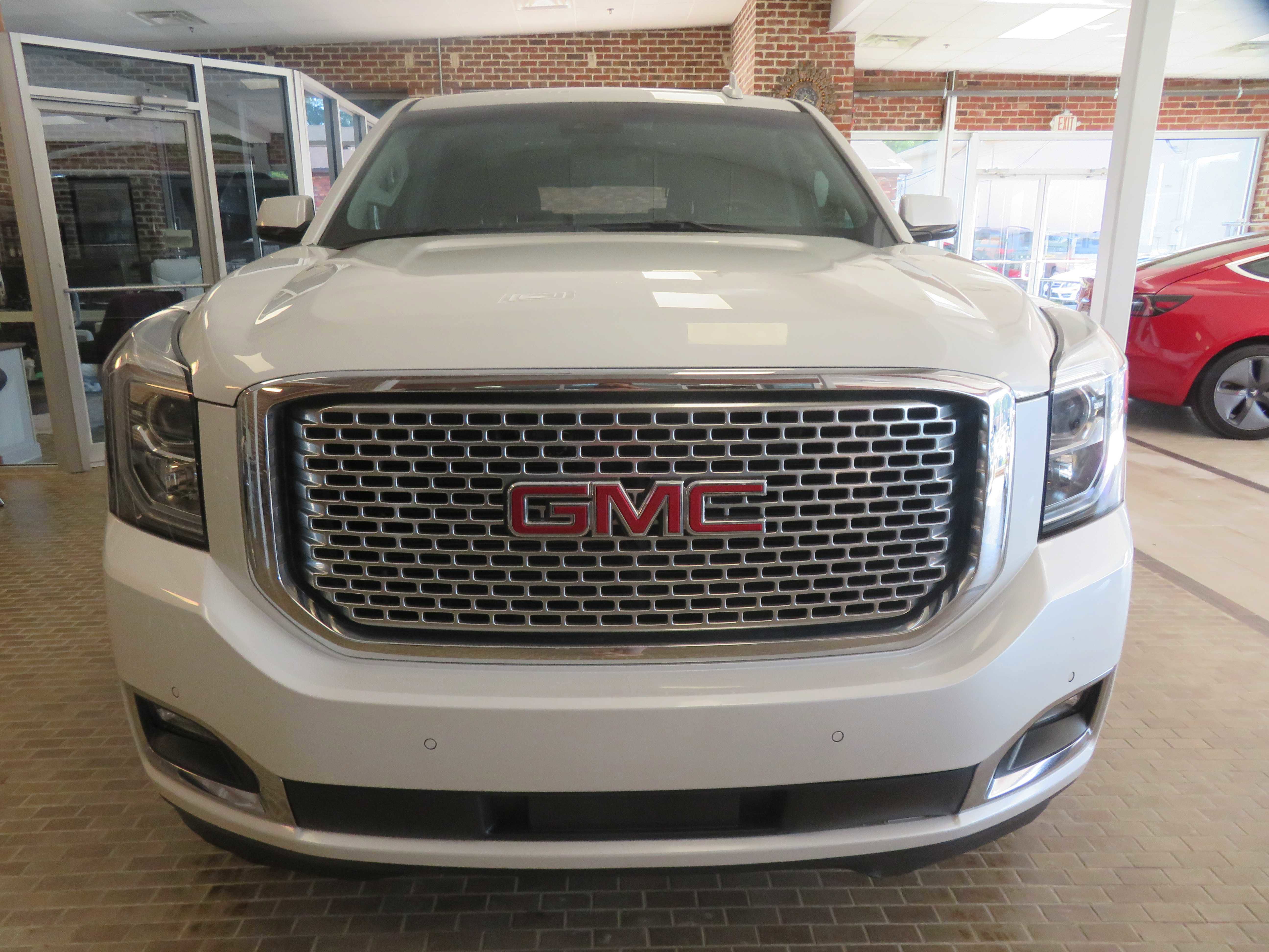 2017 GMC Yukon XL Denali