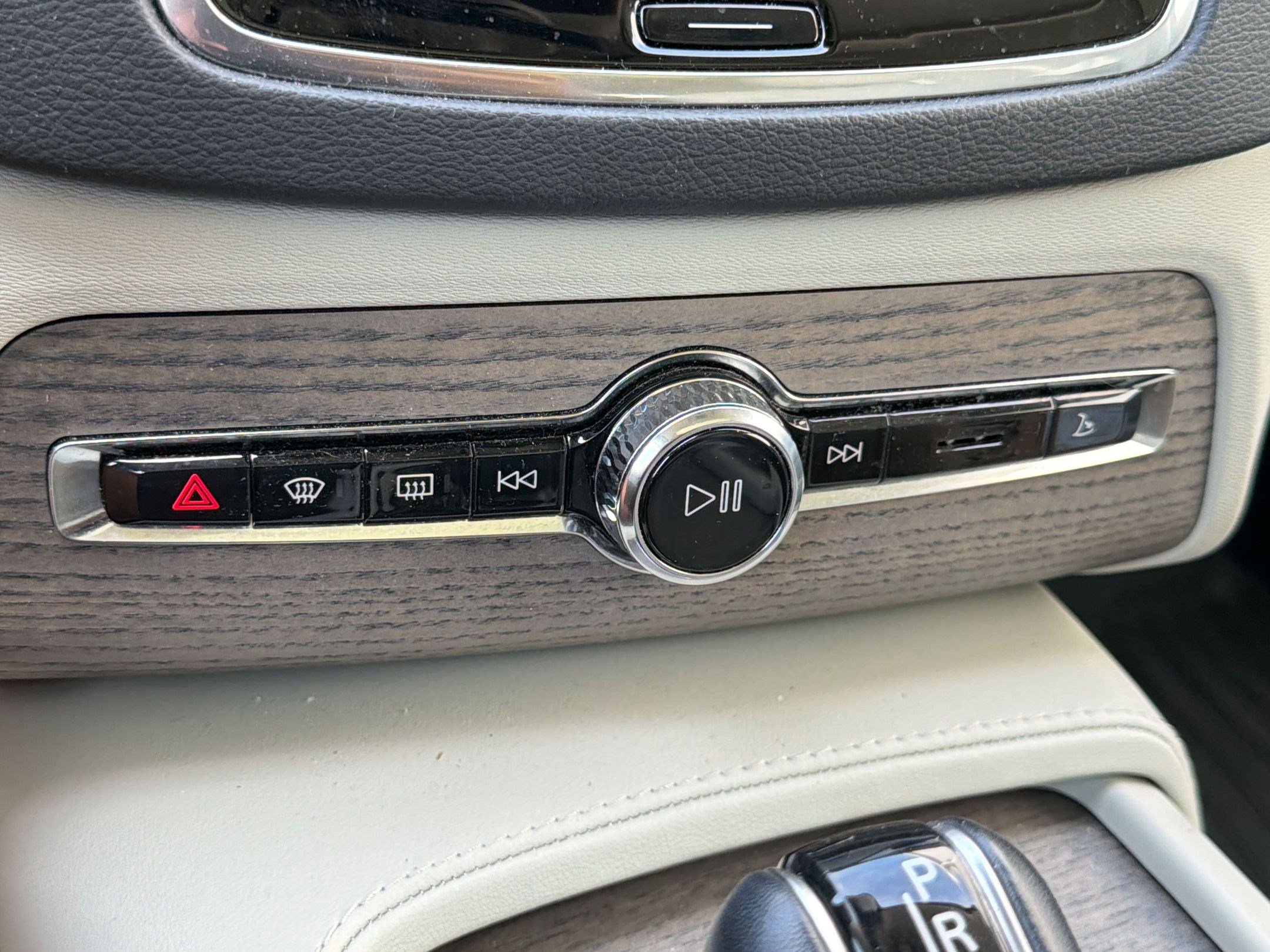 2022 Volvo Xc90 T6 Inscription