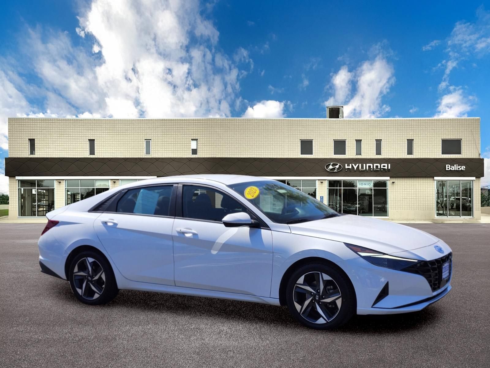Used 2023 Hyundai Elantra SEL w/ Convenience Package