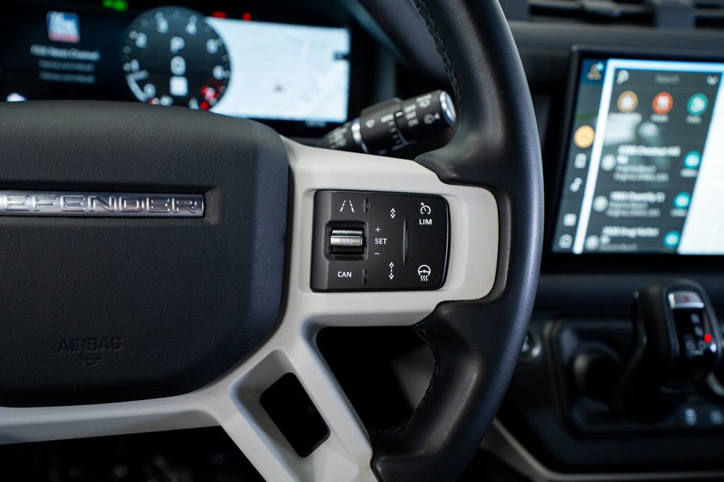 2025 Land Rover Defender 110 S