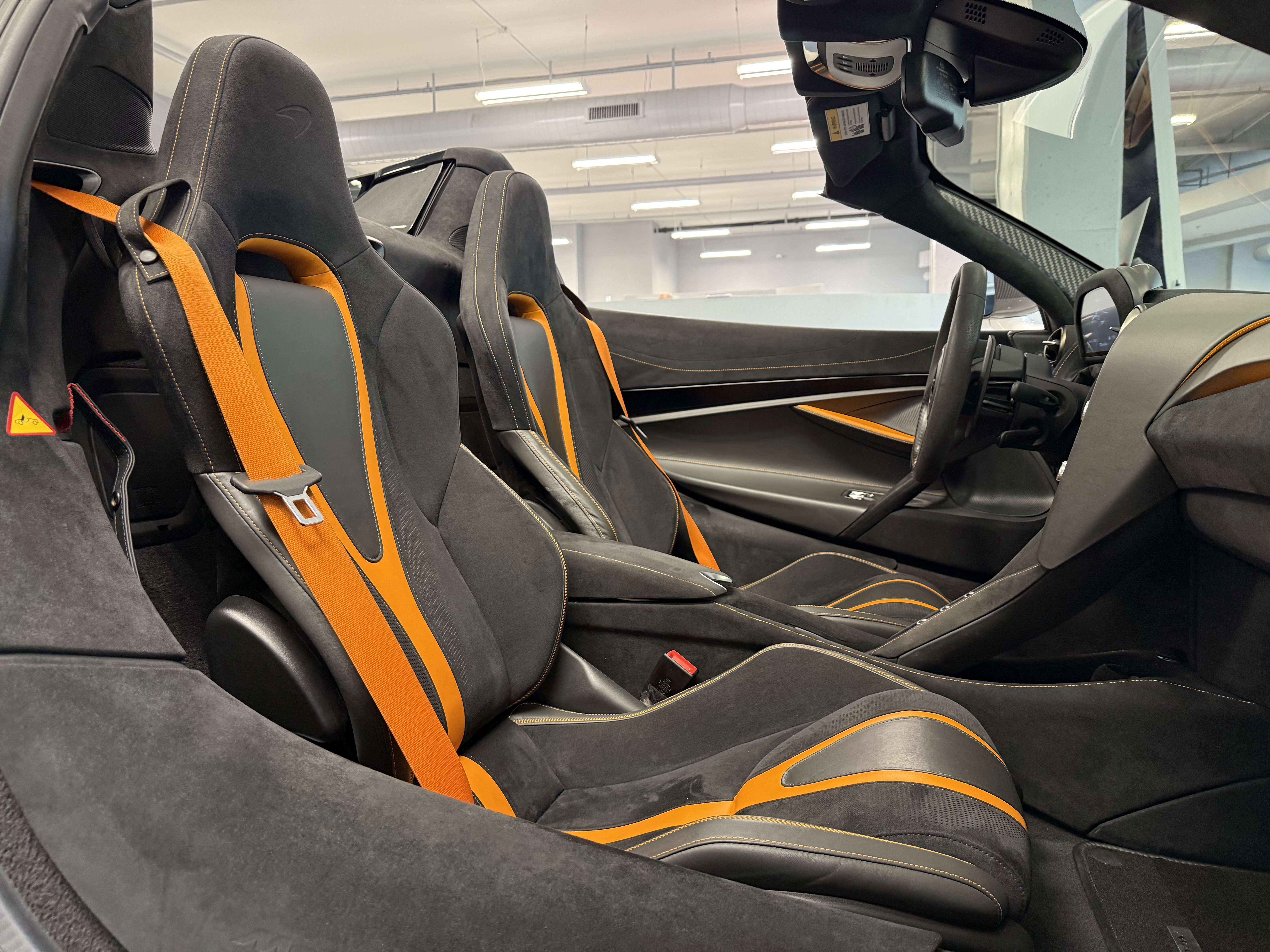 Used 2021 McLaren 720S Spider photo 19