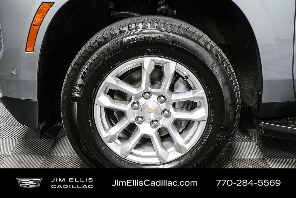 2025 Chevrolet Suburban LT