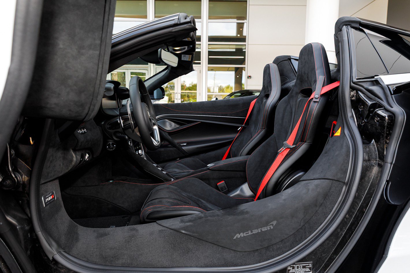 Used 2026 McLaren 750S Spider photo 30