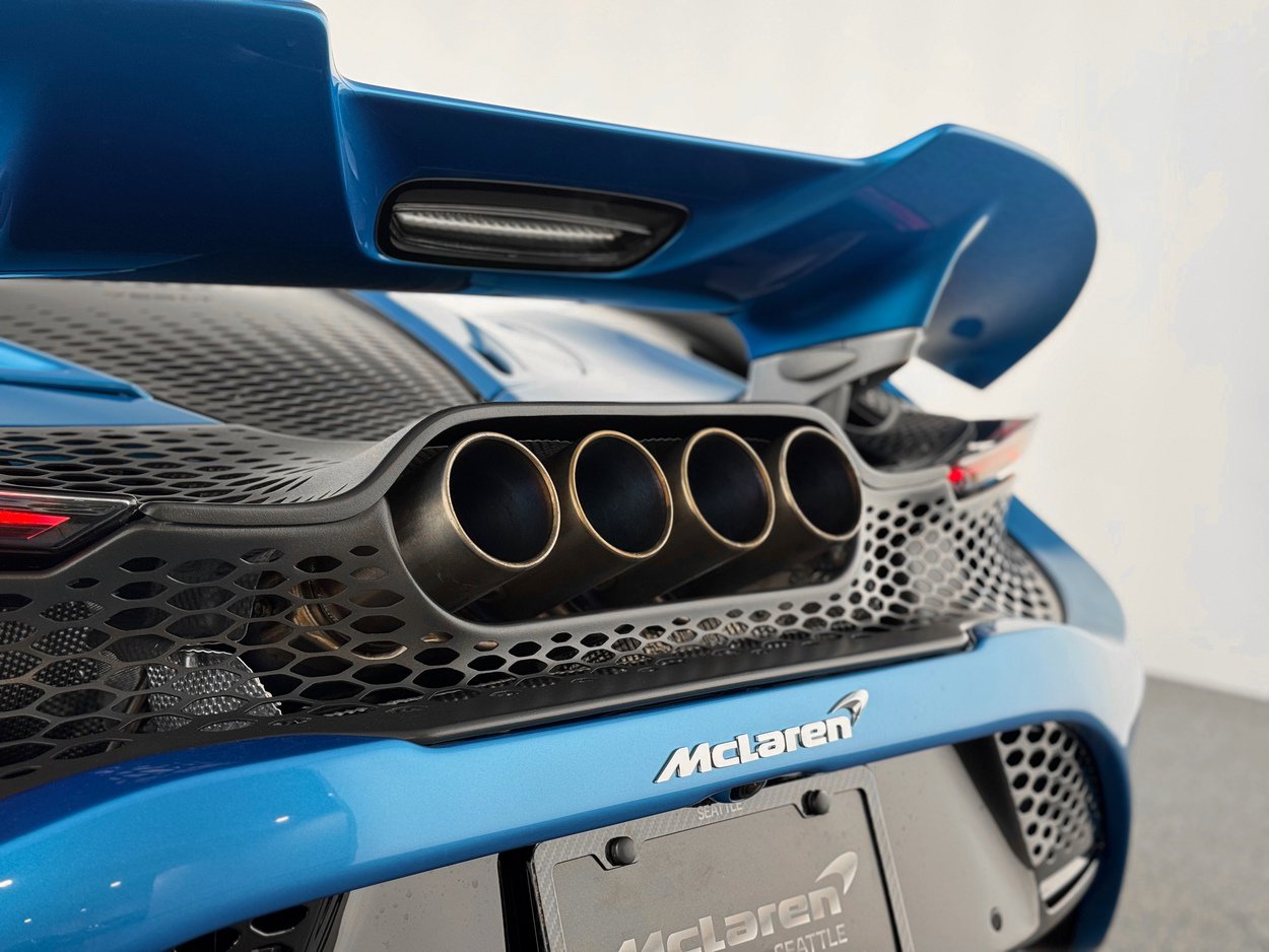 Used 2022 McLaren 765LT photo 45