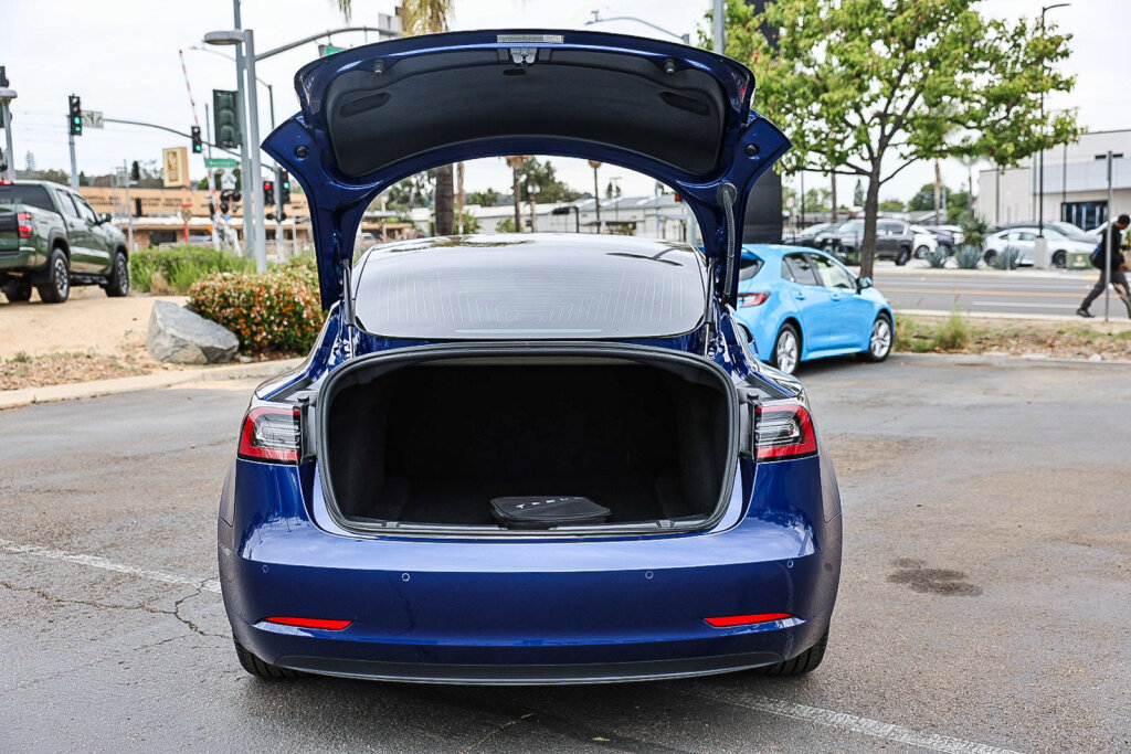 2020 Tesla Model 3 Long Range