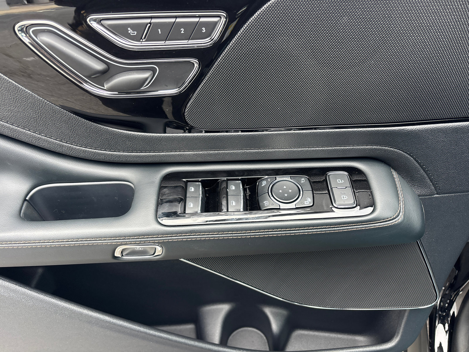 2026 Lincoln Aviator AWD