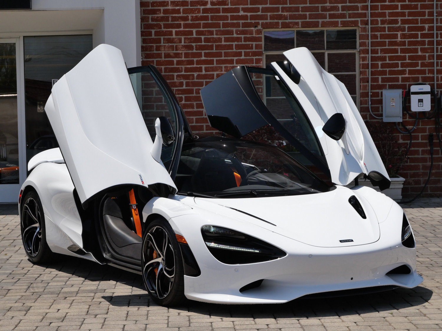 Used 2024 McLaren 750S photo 21