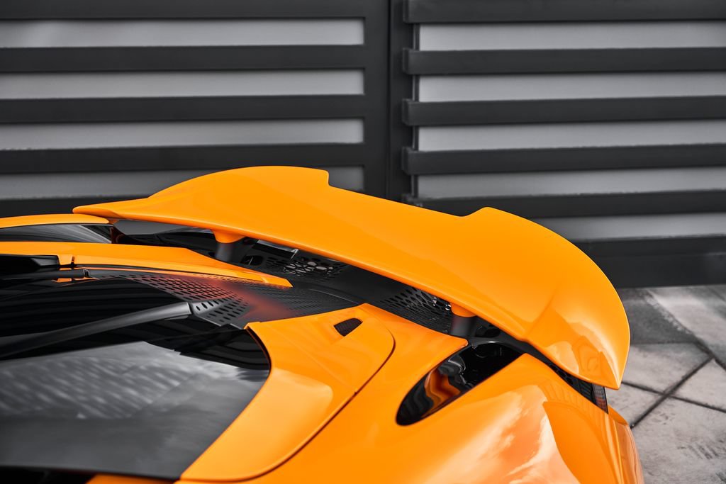 Used 2025 McLaren 750S Spider photo 12