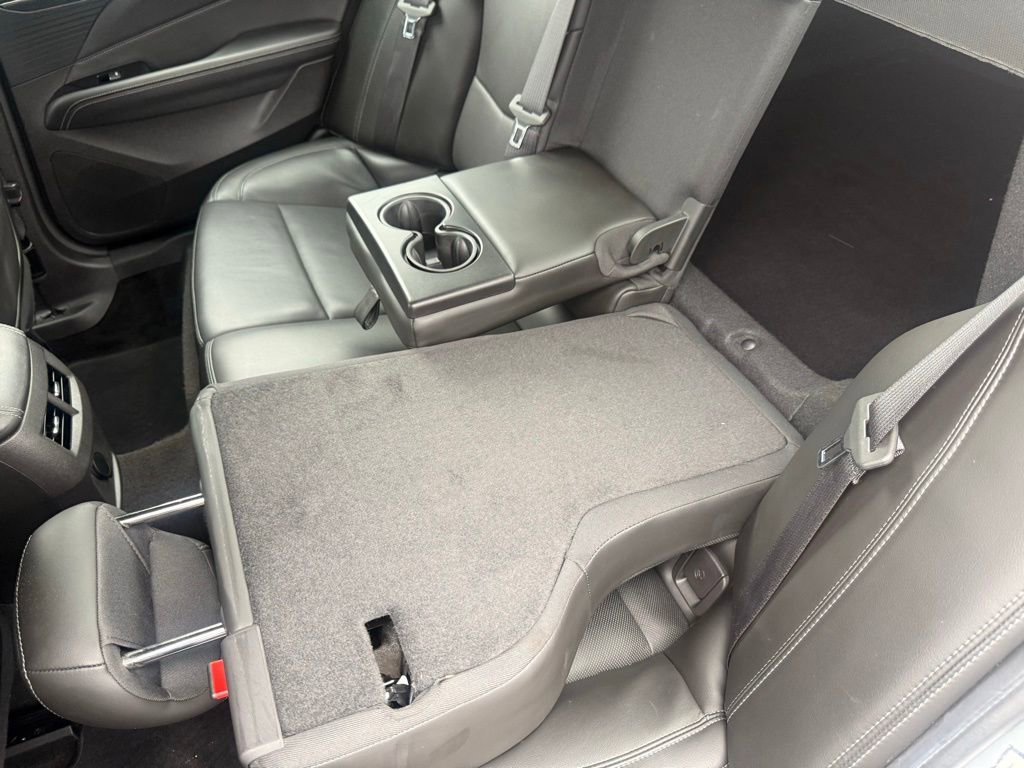 2023 Cadillac CT4 Premium Luxury