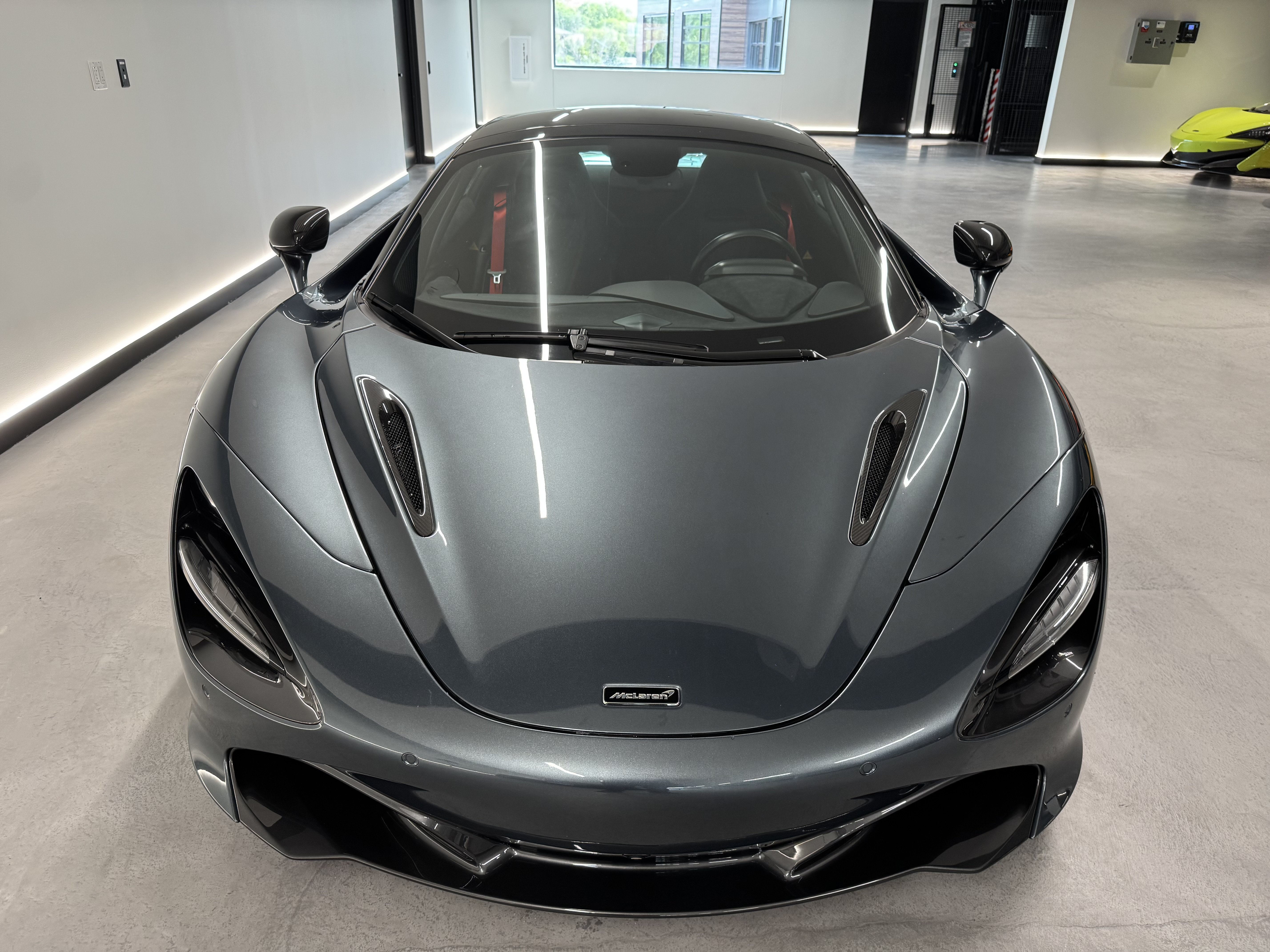 Used 2022 McLaren 720S Spider photo 10