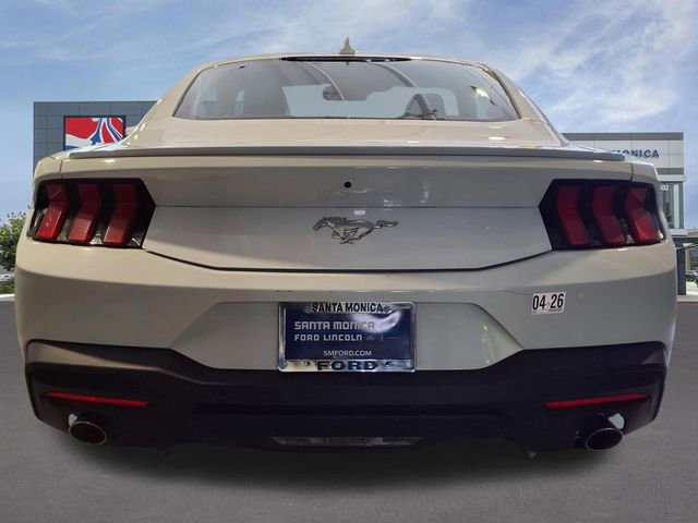 2024 Ford Mustang Premium