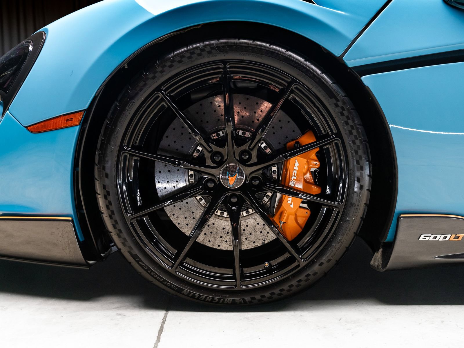 Used 2020 McLaren 600LT Spider photo 32