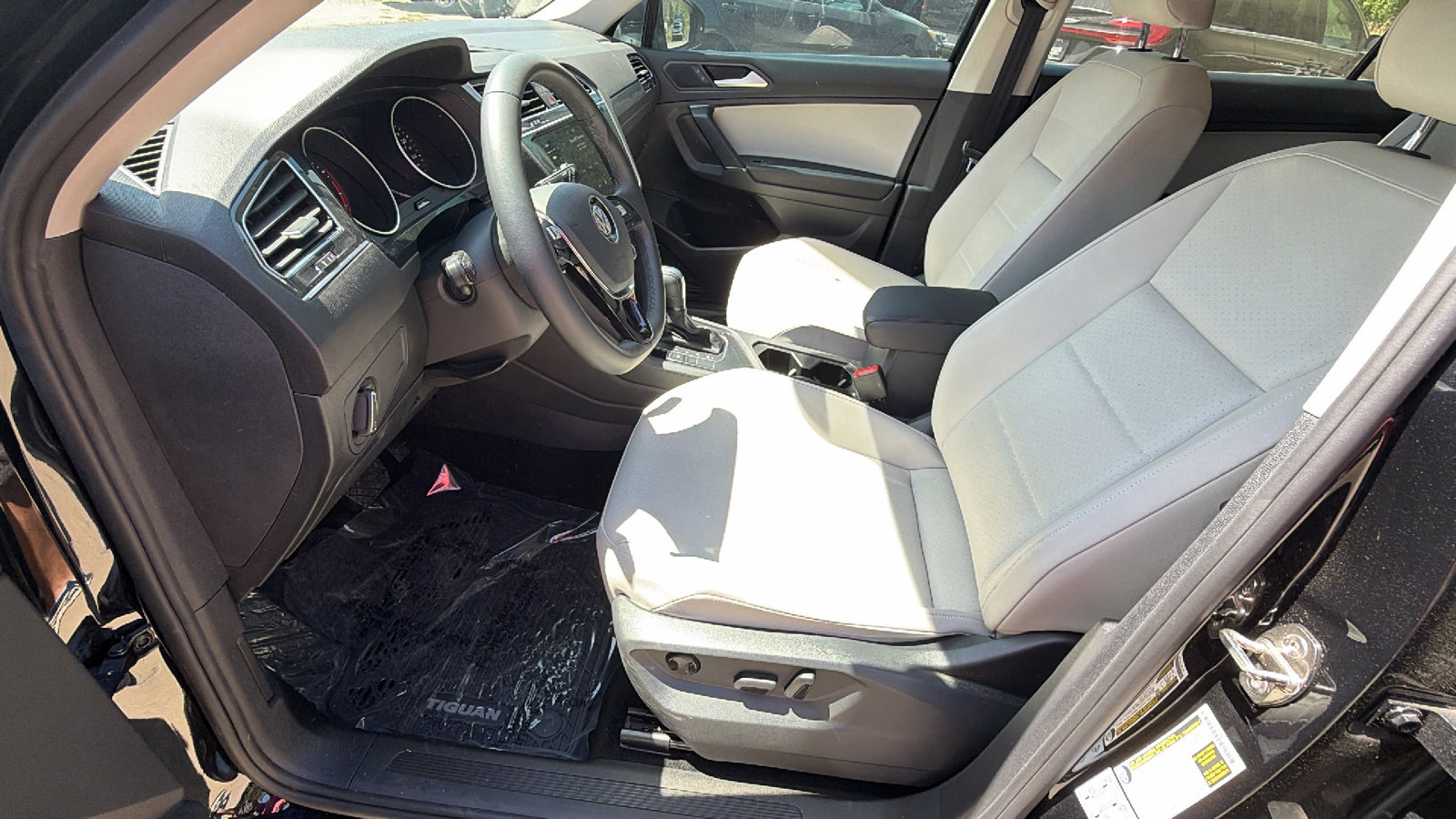 2020 Volkswagen Tiguan SE