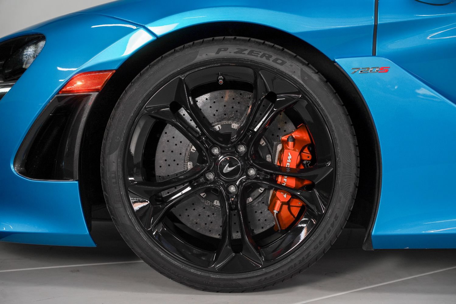 Used 2020 McLaren 720S Luxury photo 20