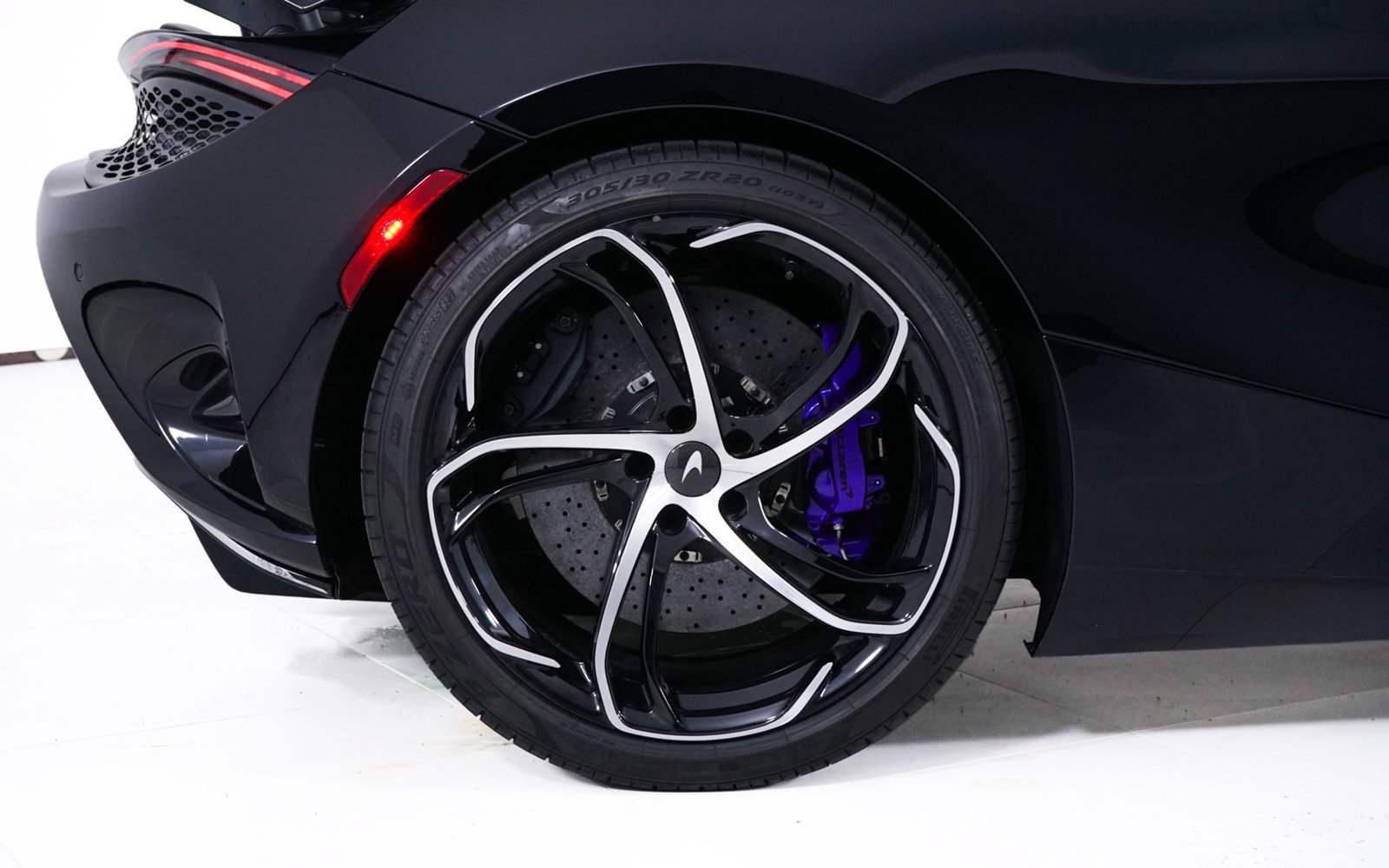 Used 2024 McLaren 750S Spider photo 15