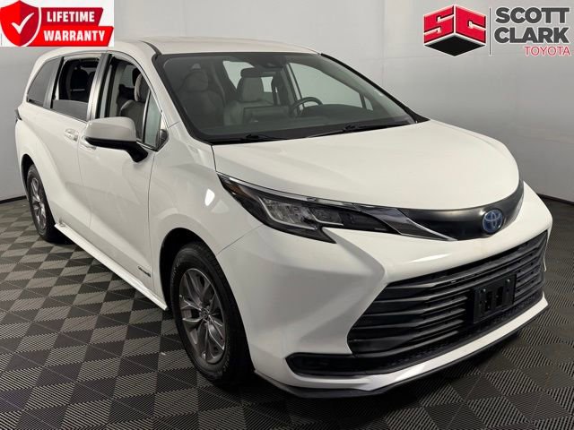 Used 2021 Toyota Sienna LE