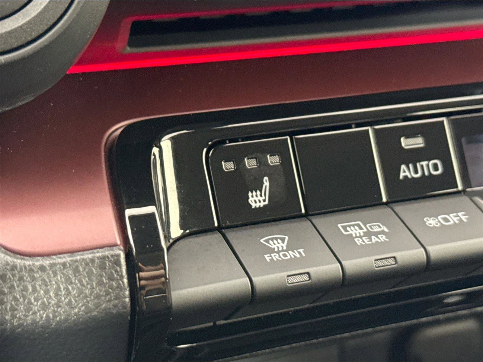 2025 Toyota Prius Plug-In Hybrid