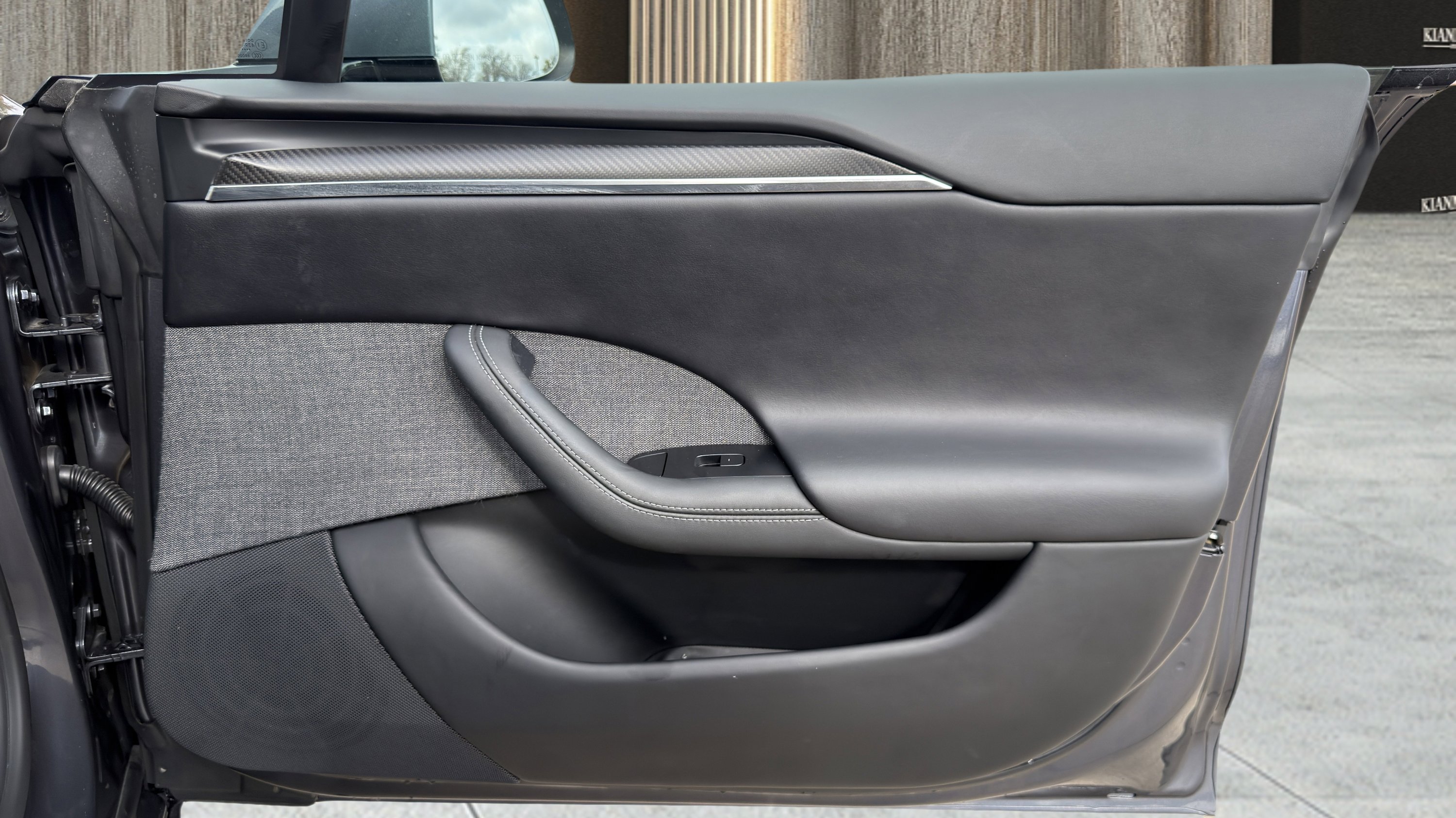 2022 Tesla Model S Plaid