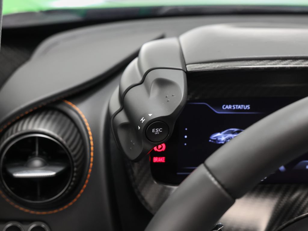 Used 2025 McLaren 750S Spider photo 41