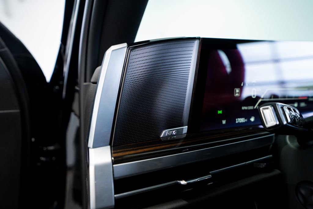 2025 Cadillac Escalade Premium Luxury