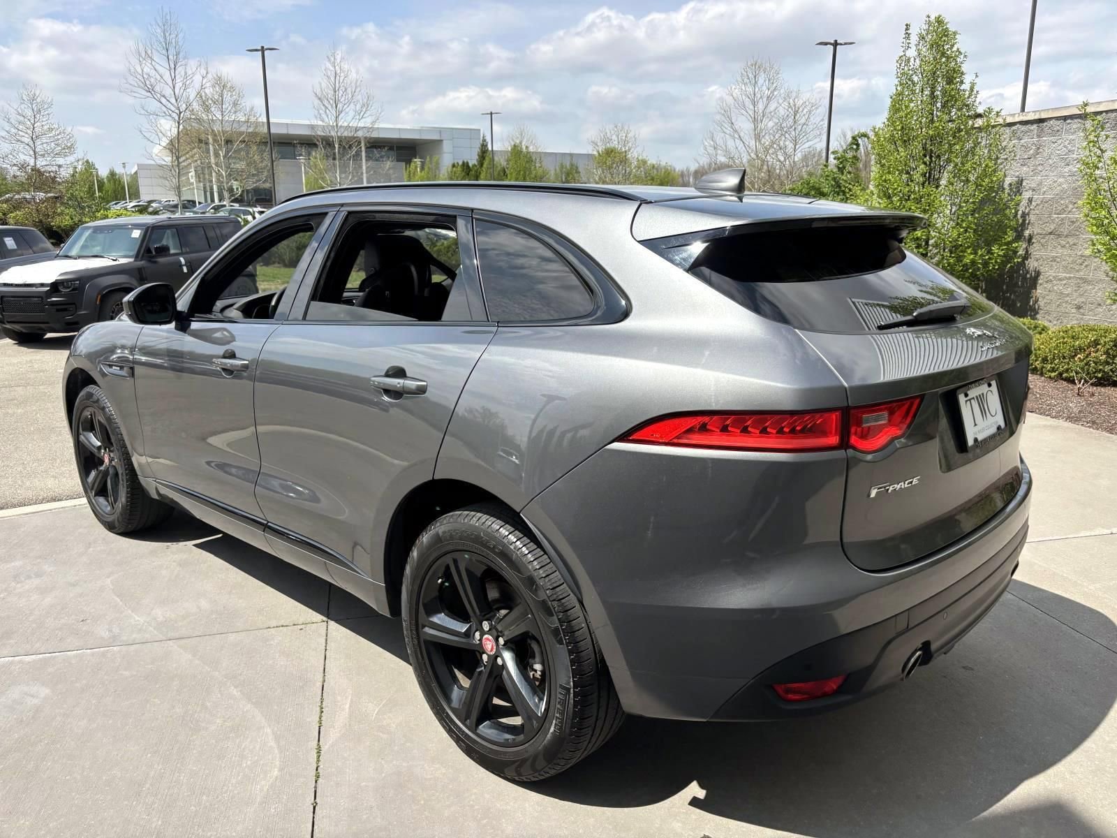 2019 Jaguar F-Pace R-Sport