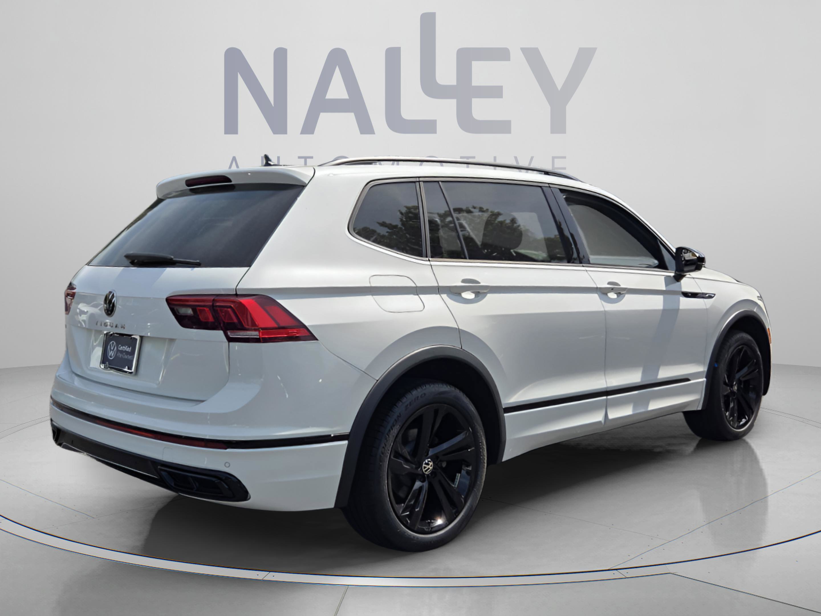 2024 Volkswagen Tiguan SE R-Line