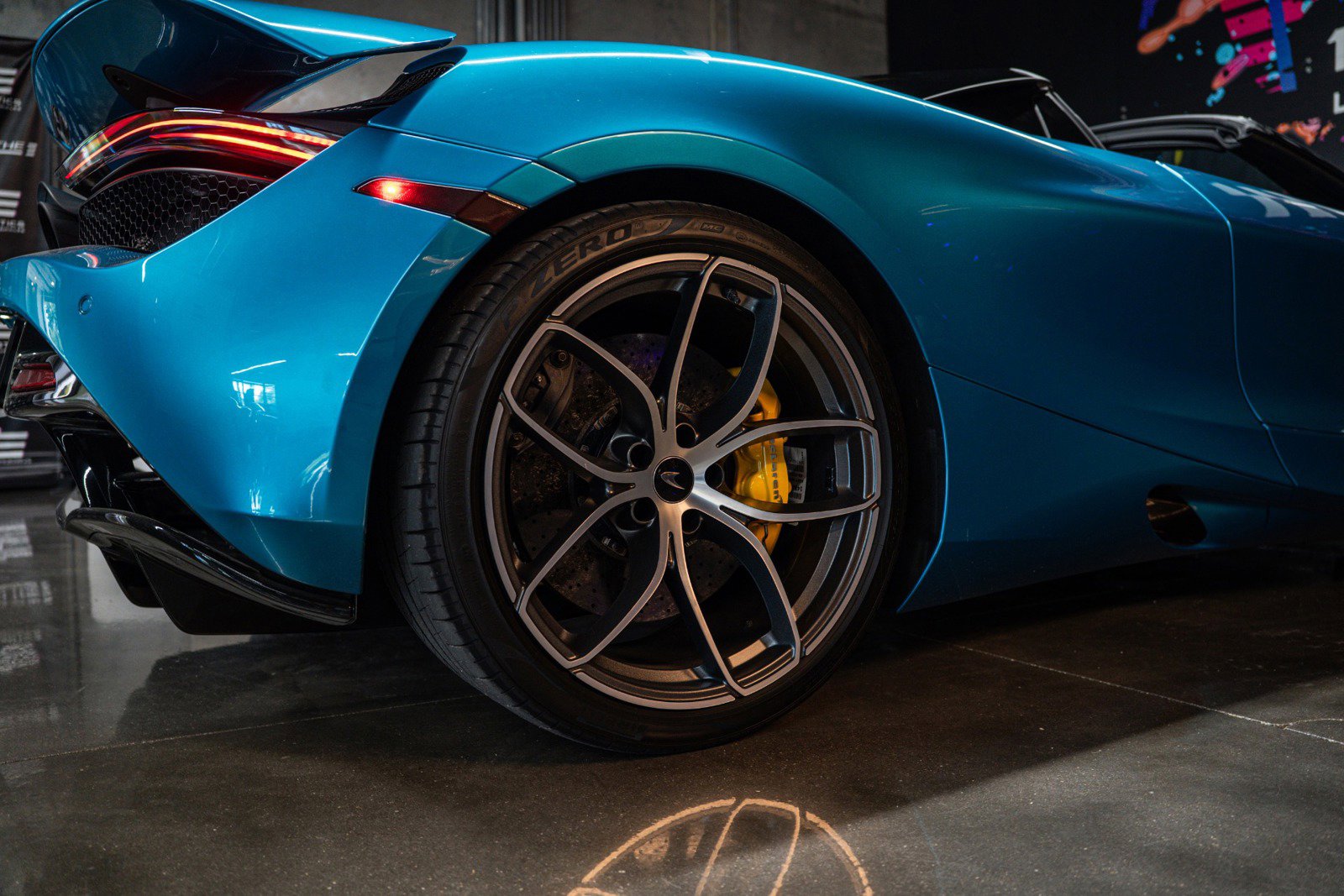 Used 2022 McLaren 720S Spider photo 14